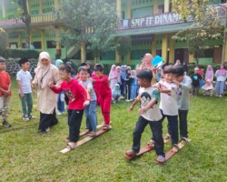 Mengisi jeda waktu setelah Asesmen Sumarif Akhir Tahun (ASAT) Tahun Ajaran 2024/2025, SD IT Dinamika Umat, Telaga Kahuripan, Bogor, Jawa Barat, menggelar class meeting pada 23-24 Juni 2025.